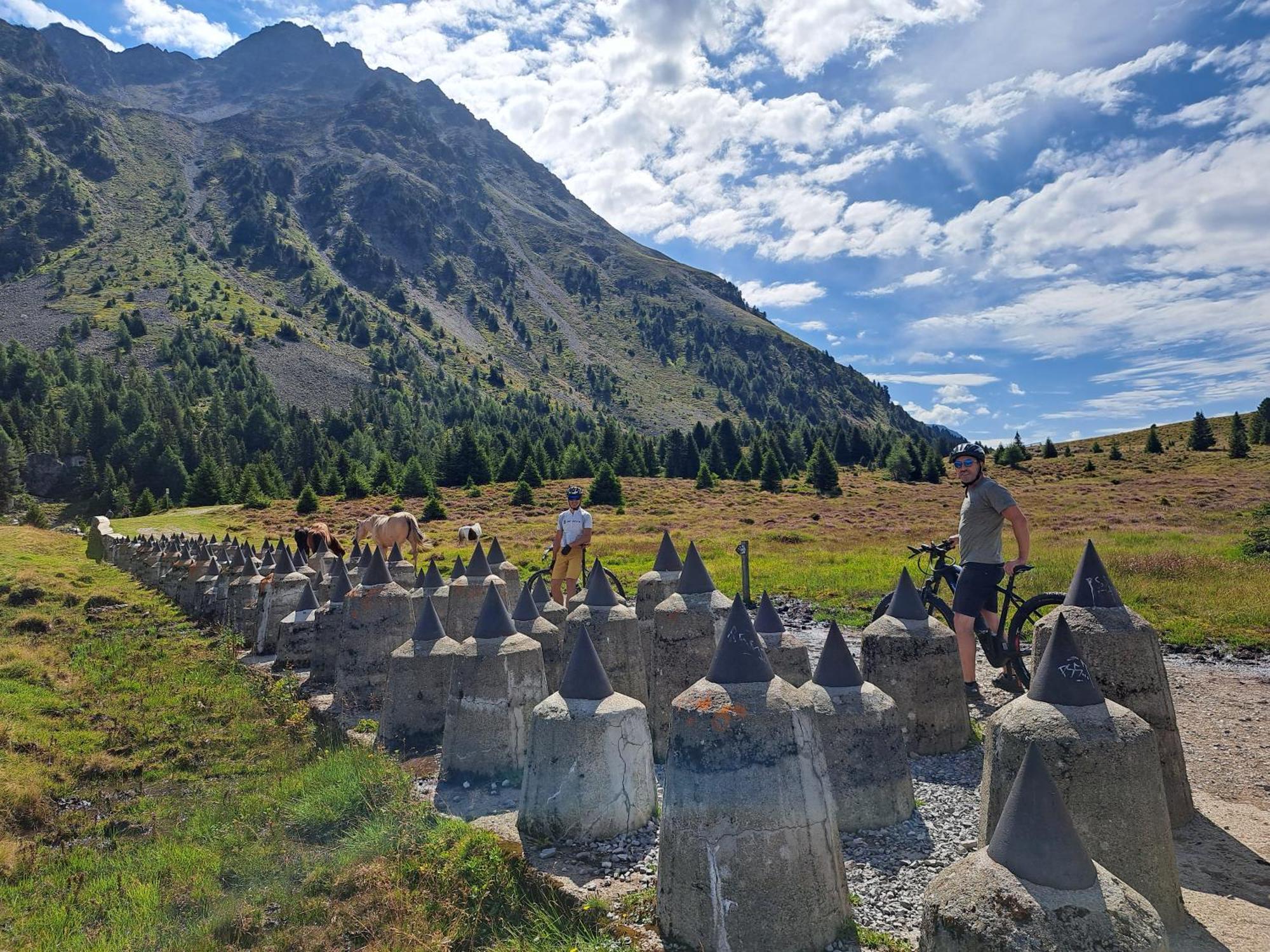 Apart Am Brunnen Ried im Oberinntal Bagian luar foto