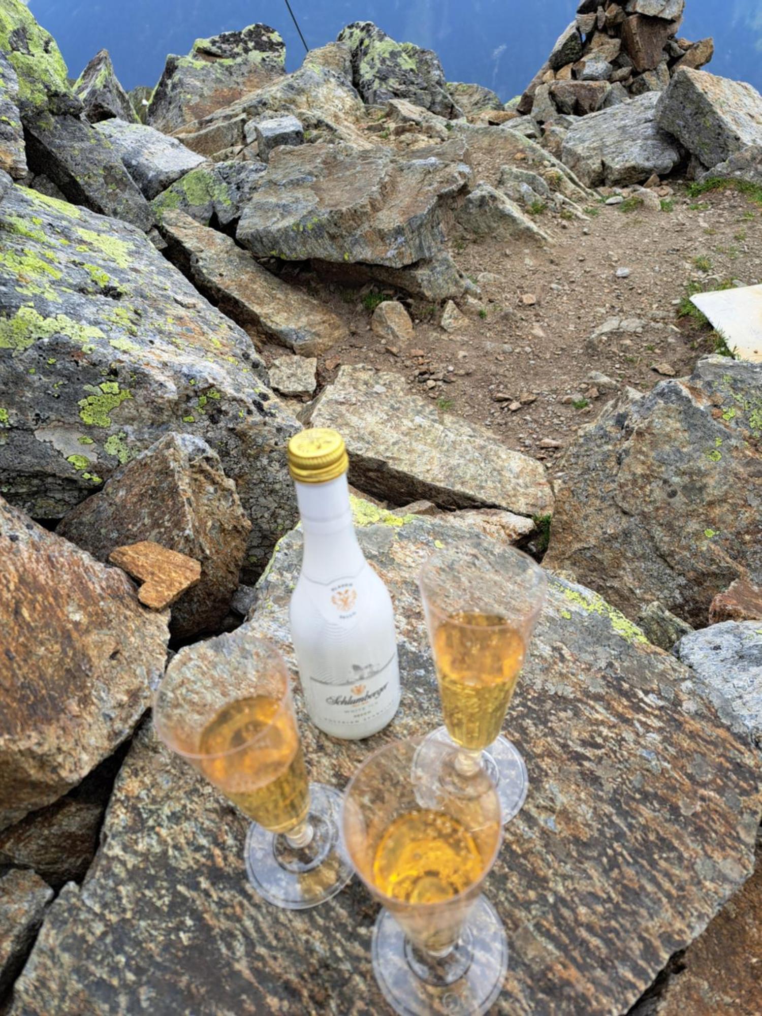 Apart Am Brunnen Ried im Oberinntal Bagian luar foto