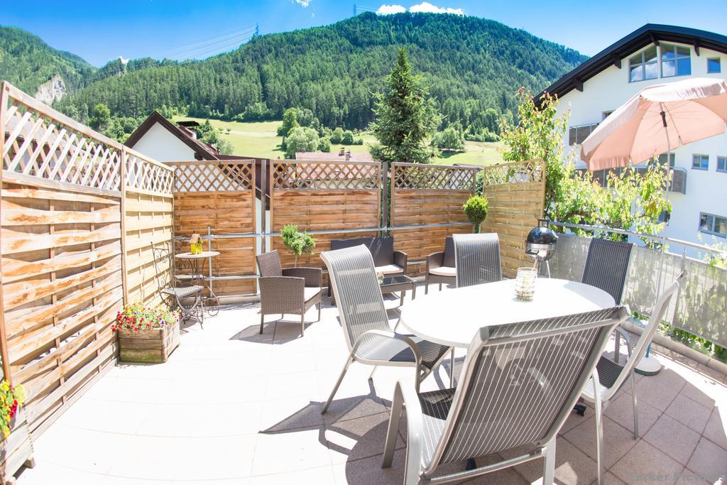 Apart Am Brunnen Ried im Oberinntal Bagian luar foto